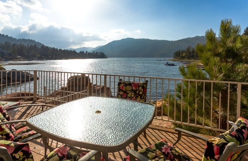 Boulder Bay House | Scenic Lakefront Home with Hot Tub at a Great Price