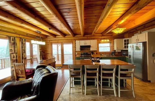 Graysville Cabin | Scenic Log Cabin on 12 Acres: hot tub, jacuzzi, and fireplace, NEWLY RENOVATED