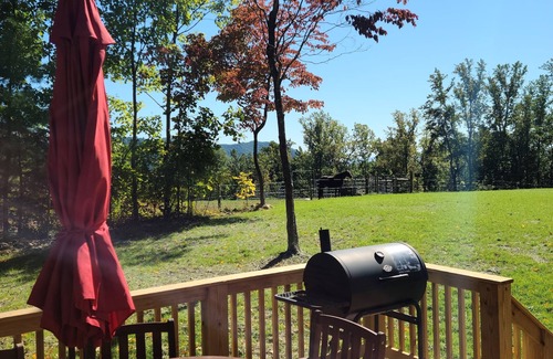 Hood House | Scenic mountain getaway with a firepit and amazing views of mountains and horses