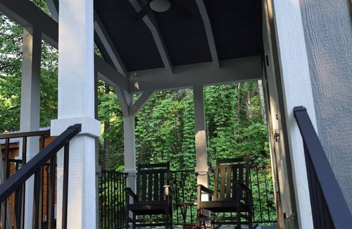 Bryson City Cabin | Scenic Mountain Tiny Home Getaway Near Nantahala River
