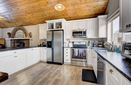Boise House | Scenic Nest in the Wilderness