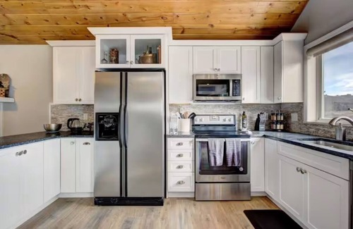 Boise House | Scenic Nest in the Wilderness: Beautiful, Boise Area Mountain Getaway!