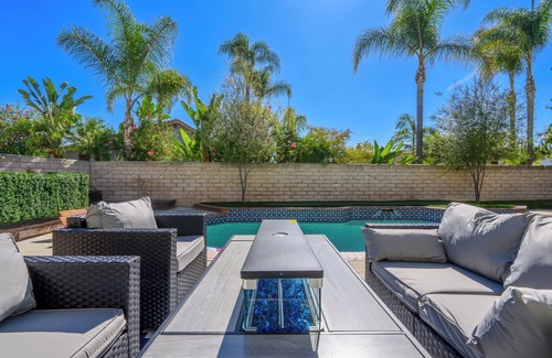 Mission Viejo House | Scenic Oasis Retreat| Mountain View| Disney| Laguna| Heated Pool| Game/Movie Rm