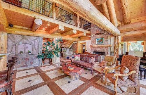 Payson House | Scenic Payson Cabin! Fireplace and Wraparound Patio
