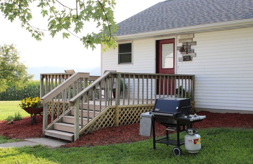 Marshland House | Scenic, quiet, rural get-away with free firewood