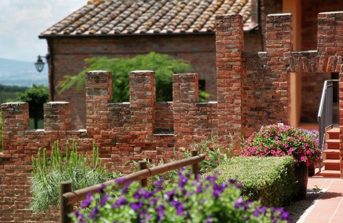 Ferretto Villa | Scenic Tuscan Mansion