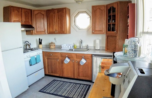 Humarock House | Scenic views, walk to beach.