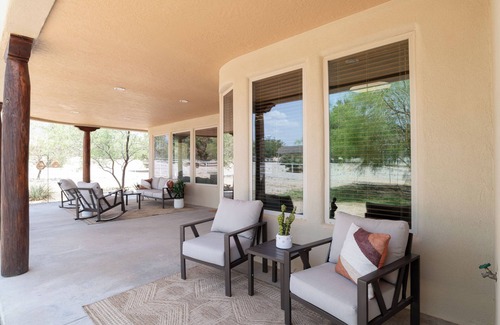 Alamogordo House | Scenic Vista with Game Room and Putting Green