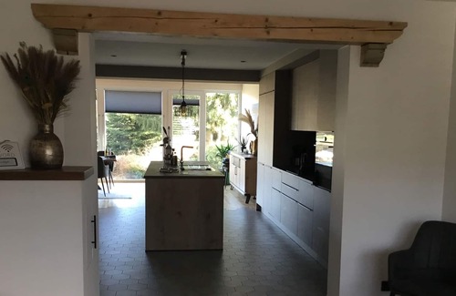 Weywertz Apartment | Schöne Neue Wohnung im Zentrum von Weywertz