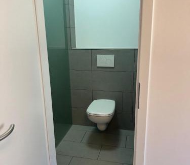 Beilstein Apartment | Schönes Apartment mit Doppel- oder 2 Einzelbetten 2 Per -Sophie-Scholl-Str 4 in 71717 Beilstein