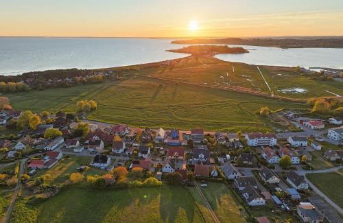 Thiessow Apartment | Schicke FeWo mit Terrasse, gratis Nutzung vom AHOI Erlebnisbad und Sauna in Sellin - Haus De niege Wech FeWo 01