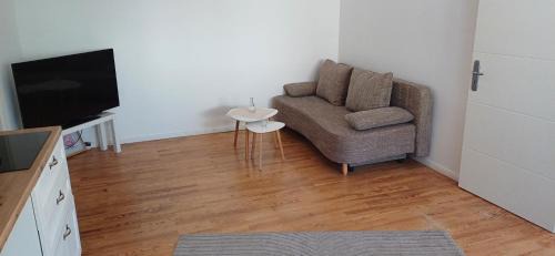 Krov Apartment | Schnick Schnack