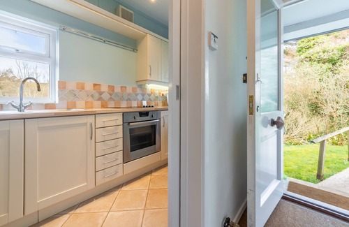 Rock House | Schoopers is set amongst rolling green fields on the edge of the Camel Estuary.