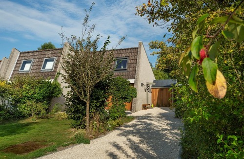 Westenschouwen House | Schouwse Stee 25 cozy and modern holiday home in Westenschouwen