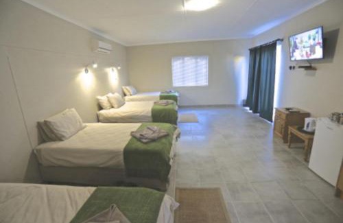 Keetmanshoop House | Schuetzenhaus Guesthouse