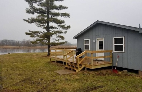 Omro Cabin | Schuster's Bass Retreat