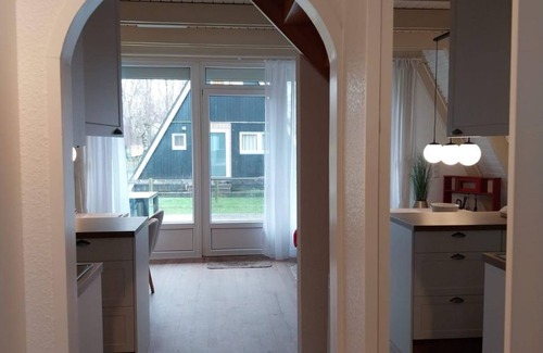 Butjadingen House | Schwedenhaus am Yachthafen 40 - Ferienhaus, Dusche, WC, 2 Schlafräume