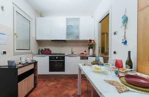 Monte Isola Apartment | Scorcio sul lago by Ca-Sa Check