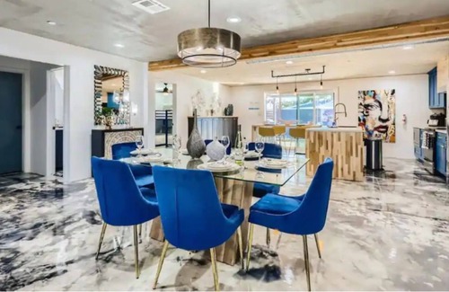 Cox Heights House | Scottsdale Hip Hacienda-4 bedroom home