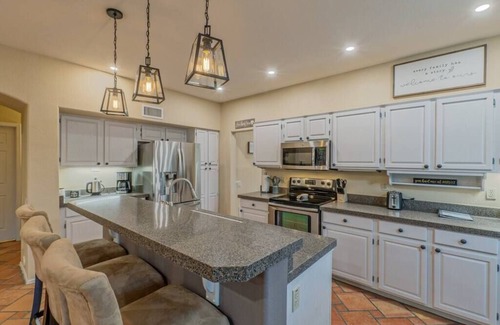 Paradise Park Vista House | Scottsdale Luxury Home Heated Pool, BBQ, Game