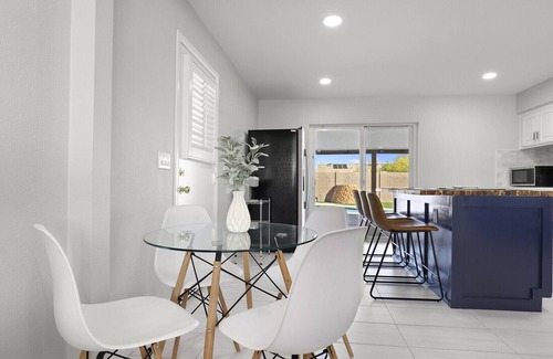 New Papago Parkway House | Scottsdale Paradise near Old Town & ASU