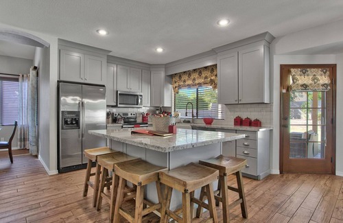 Paradise Valley Village House | Scottsdale - Phoenix 5 Bedroom Premium Home: Minutes to Shopping & Kierland!