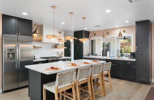 Park Scottsdale Two House | Scottsdale Retreat with Huge Private Yard, Beach Volleyball, Heated Pool