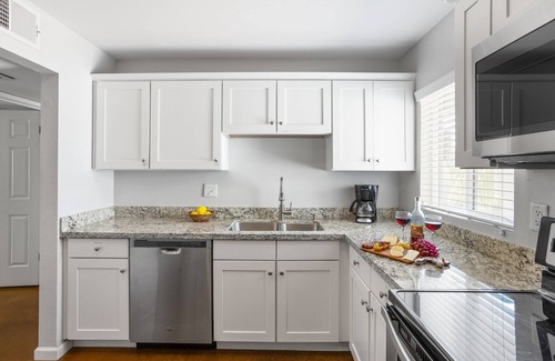 Cavalier Vista House | Scottsdale Saguaro-Pool & Spa-Games-In Old Town