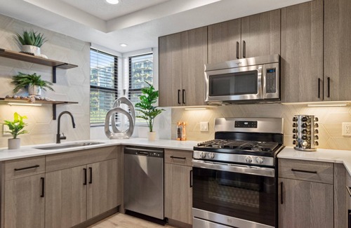 Kierland Apartment | Scottsdale Stay near Westin Kierland⁂Pool + Parking