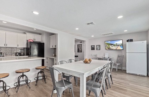 Parque Vista Estates House | ScottsdaleStays 6–7BR Retreat–Pool, Hot Tub, Games & Outdoor Living in Best Area