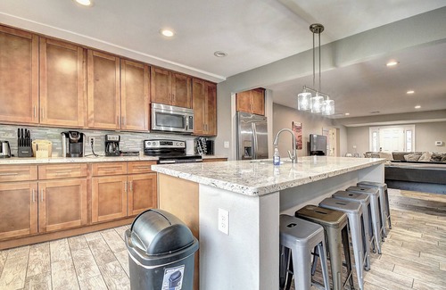 Paradise Valley Village House | Scottsdalestays-9BDRM Multi-Million Estate-300K Pool-Various Sports Courts.