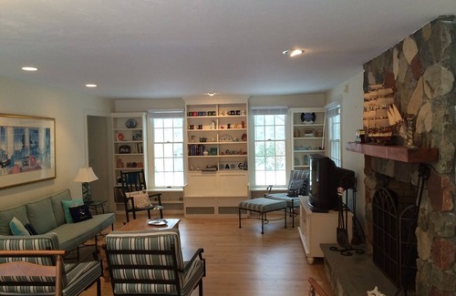Cataumet House | Scraggy Neck Secluded Home Close to Water private beaches