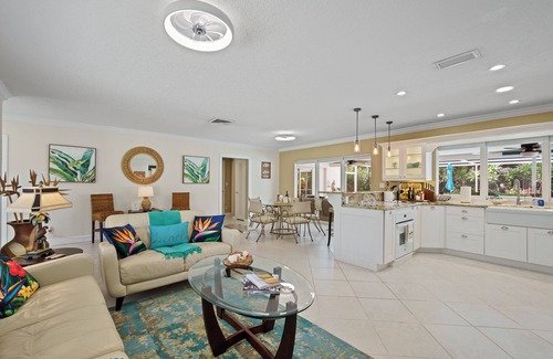 Deerfield Beach House | Screened-In Heated Pool and 5 min from the beach. Child friendly.