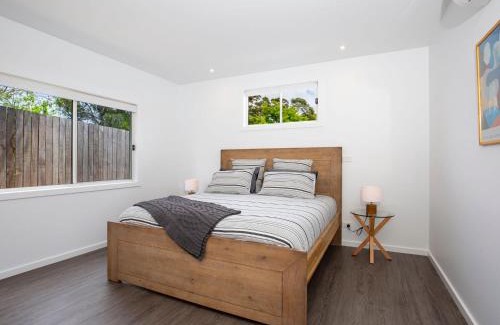 Basin View House | Scribbly Gum I Pet Friendly I 15 Mins Drive to Hyams Beach