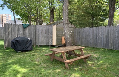 Ocean Park Cottage | Scrub Pines 2 - Saco Bay Rentals