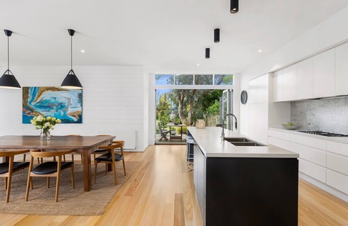 Barwon Heads House | Sea Air and Sunshine!