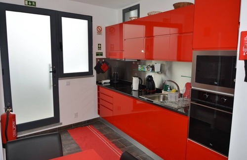 Santa Maria Maior Apartment | Sea and Sun 4 You - Choupana Studio