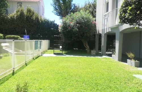 Saint-Nazaire Apartment | SEA and SWIMMING POOL 100 m from the beach & center. 10 minutes from Perpignan
