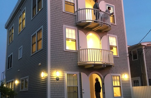 Commercial Street House | "Sea Barn" Robert Motherwell's Waterfront Home/Studio Renovated And Reimagined