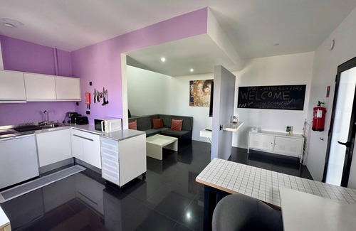 Porto da Cruz Apartment | Sea Breeze Studios - Purple