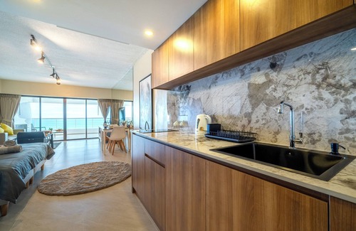 South Pattaya Condo | Sea Breeze - A Luxury Seaview Condo