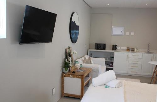 Melkbosstrand House | Sea Breeze Cottage