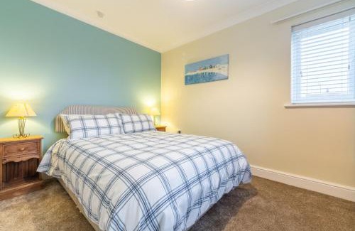 Brancaster House | Sea Breeze