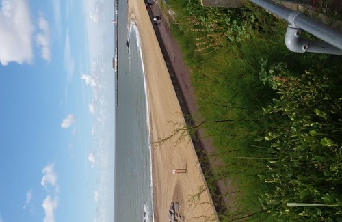Clacton-on-Sea House | Sea Breeze Villa my house by the sea, with fresh salty air and seagulls flying