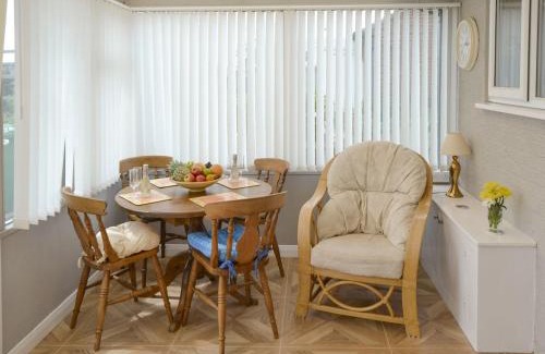 Walcott House | Sea Breeze