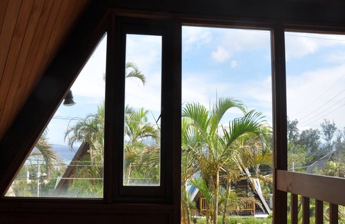 Nakama House | Sea Breeze