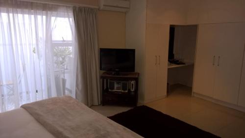 Camps Bay Hotel | Sea Castle Hotel Camps Bay
