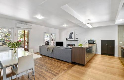Anglesea House | Sea Corner