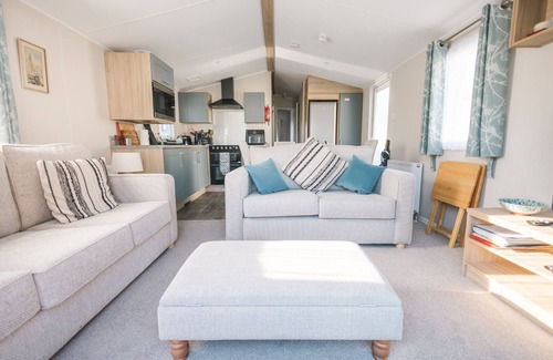 Mudeford Ski Chalet | Sea Dreams - a pet friendly property on Sandhills