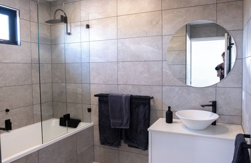 Mount Martha Apartment | Sea Eagle Suite at Waters Edge